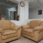 Oyo 26947 The Lavish