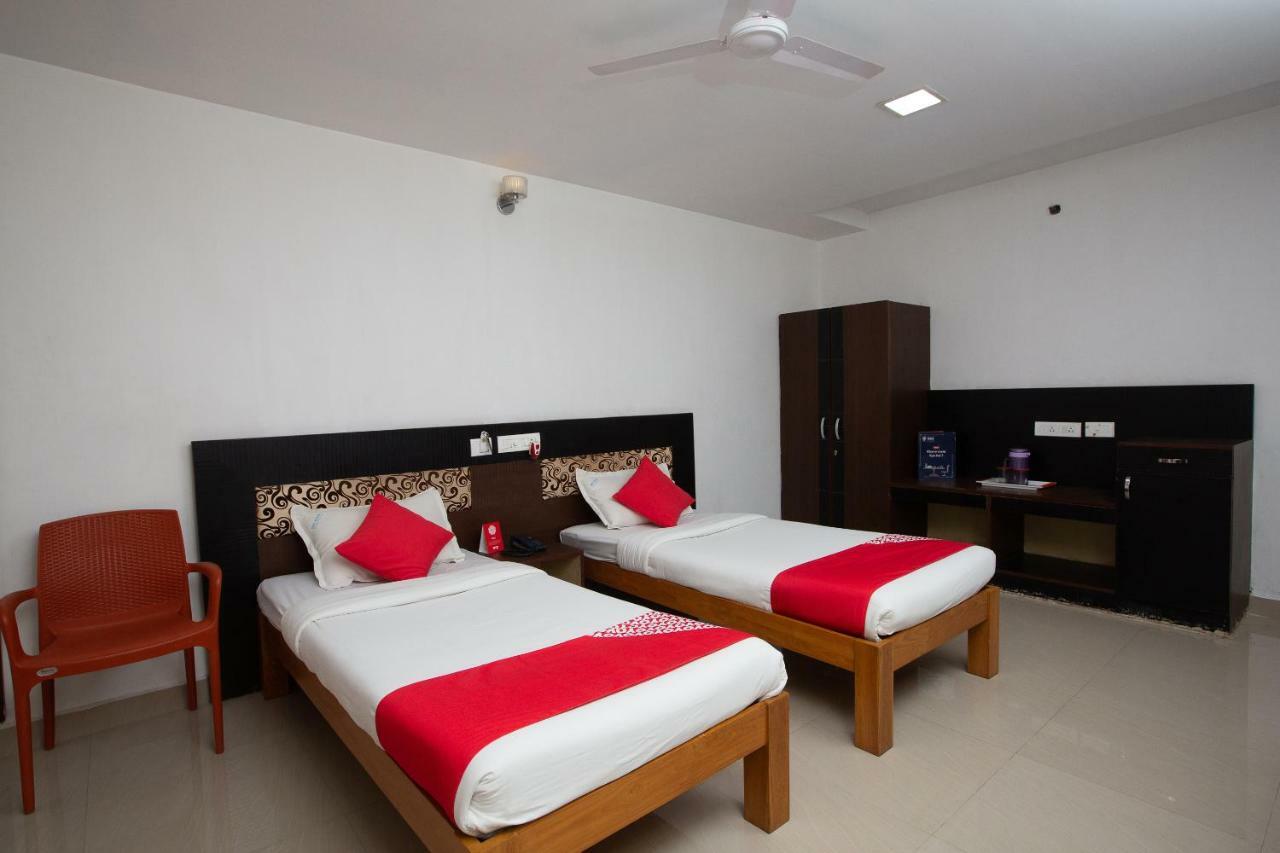 Oyo 26947 The Lavish 3* Chennai